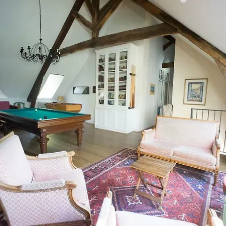 Domaine Du Chateau De Briquedalles Tatil Evi